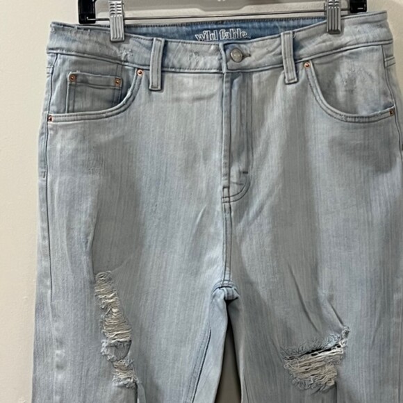 Wild Fable Womens Blue Light Washed High Rise Distressed Mom Jeans Size 12 - Picture 3 of 12